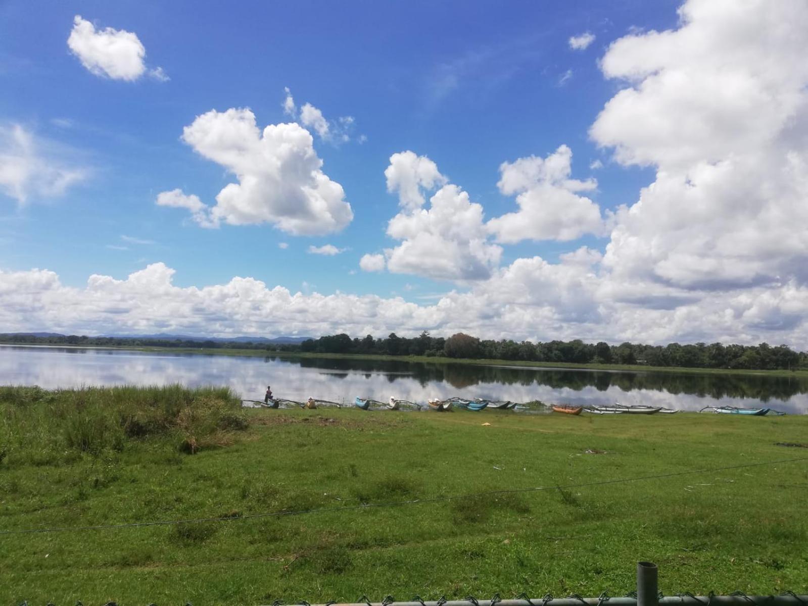Hotel Lake Park ポロンナルワ エクステリア 写真